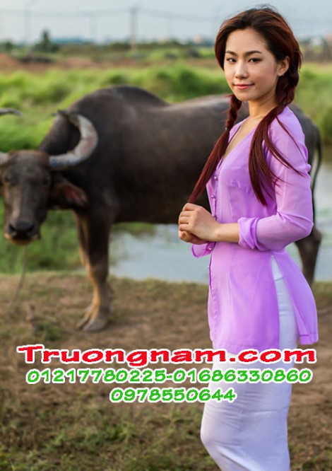 Cho thuê trang phục áo bà ba tại HCM: Áo bà ba bằng lăng