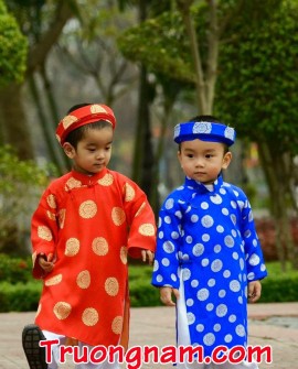 Cho thuê áo dài khăn đóng tại HCM: Áo dài em bé